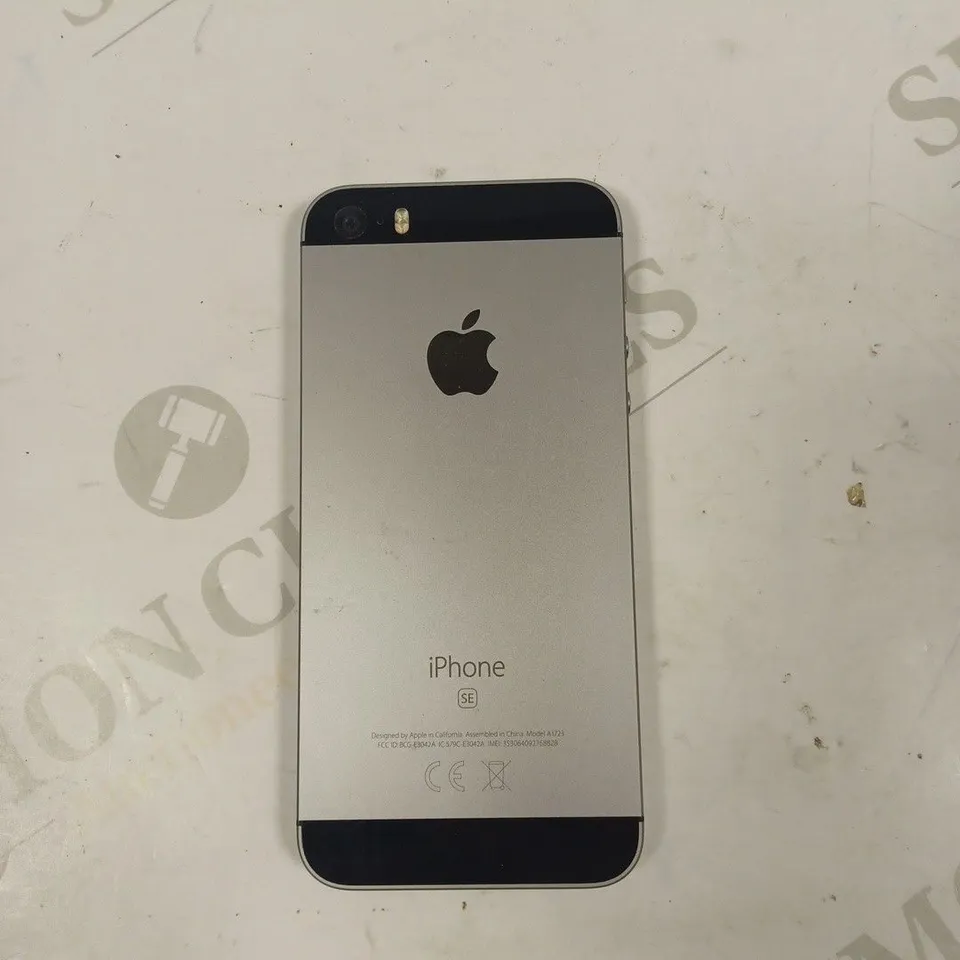 APPLE IPHONE SE SMARTPHONE 