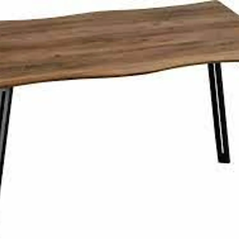 BOXED QUEBEC WAVE EDGE DINING TABLE MEDIUM OAK (2 BOXES)
