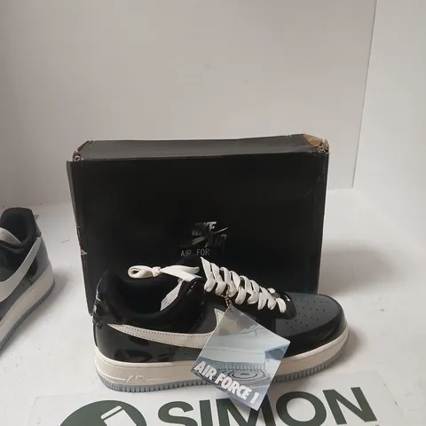 NIKE AIR FORCE 1 '07 SNEAKERS β BLACK PATENT/GREY, UK 11 (US 12)