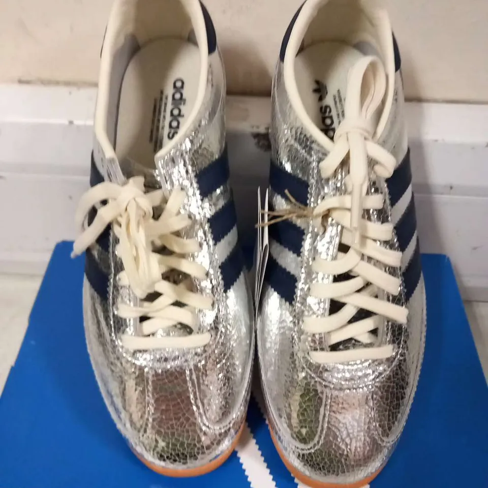 BOXED ADIDAS SL 72 OG SIZE 4