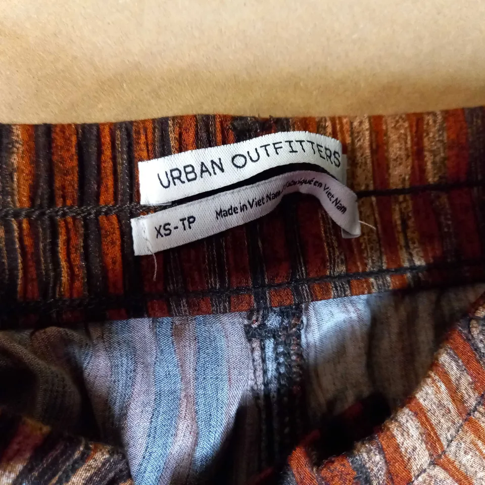URBAN OUTFITTERS BURNT ORANGE LOOSE TROUSERS - XS