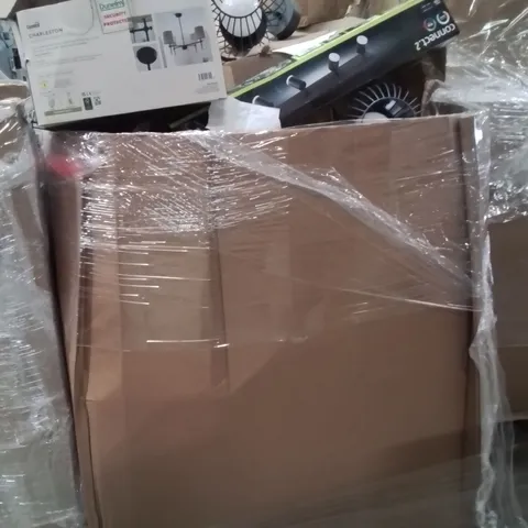 PALLET TO CONTAIN A LARGE QUANTITY OF ASSORTED LIGHT PRODUCTS TO INCLUDE,CHANDELIER,4 LIGHT CEILING FITTING,WALL LIGHT