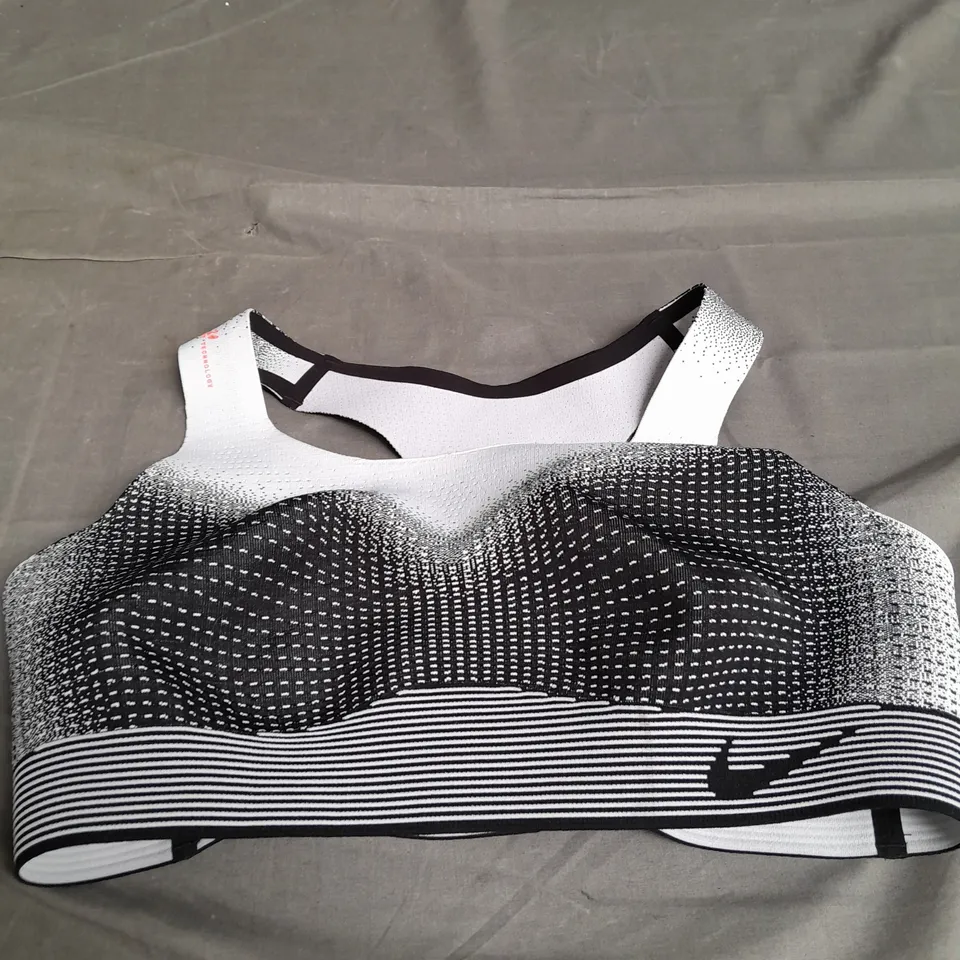 NIKE SPORTS BRA SIZE XL / TG 