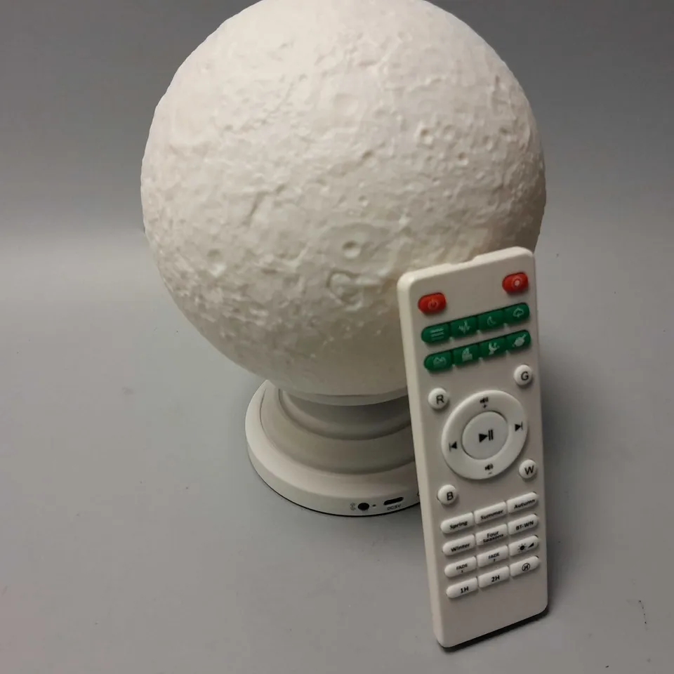 BOXED SMART VERSION MOON LAMP