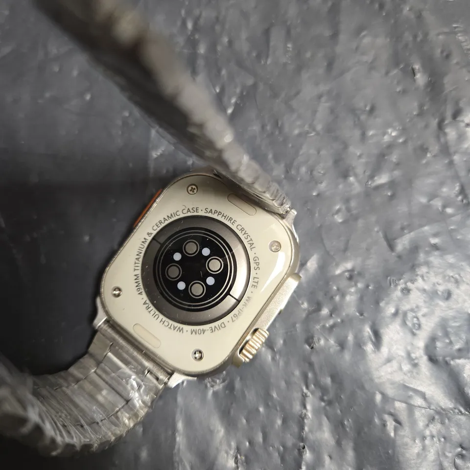 UNBOXED ULTRA 2 SMART WATCH WITH METAL STRAP