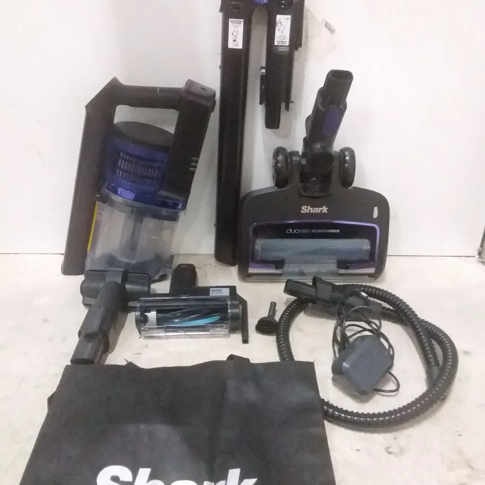 SHARK CORDLESS STICK VACUUM COLOUR: BLUE / BLACK