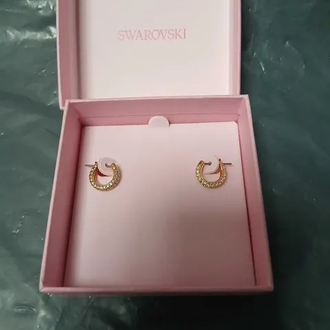 SWAROVSKI GOLD-TONE CRYSTAL HOOP EARRINGS – BOXED