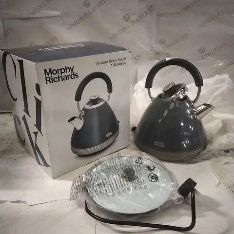 BOXED MORPHY RICHARDS VENTURE RETRO BASALT 1.5L KETTLE 