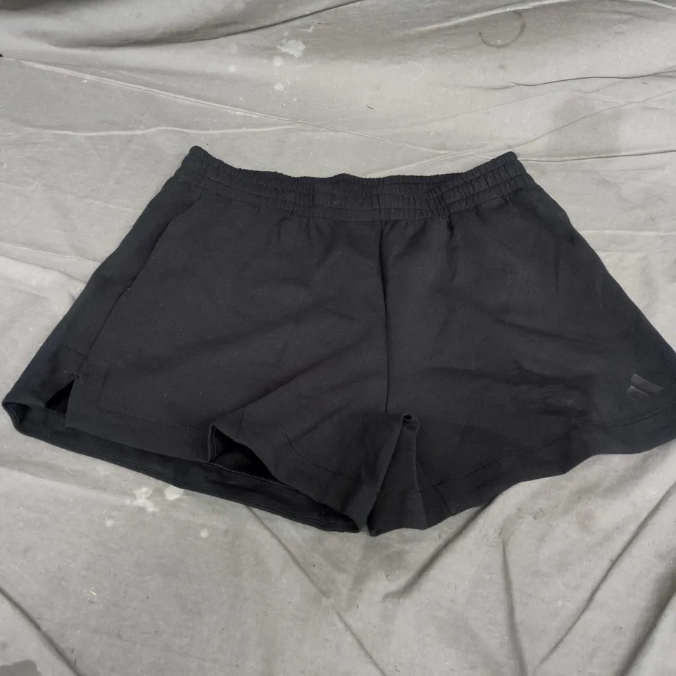 ADIDAS MEN'S BLACK ATHLETIC SHORTS – SIZE XL