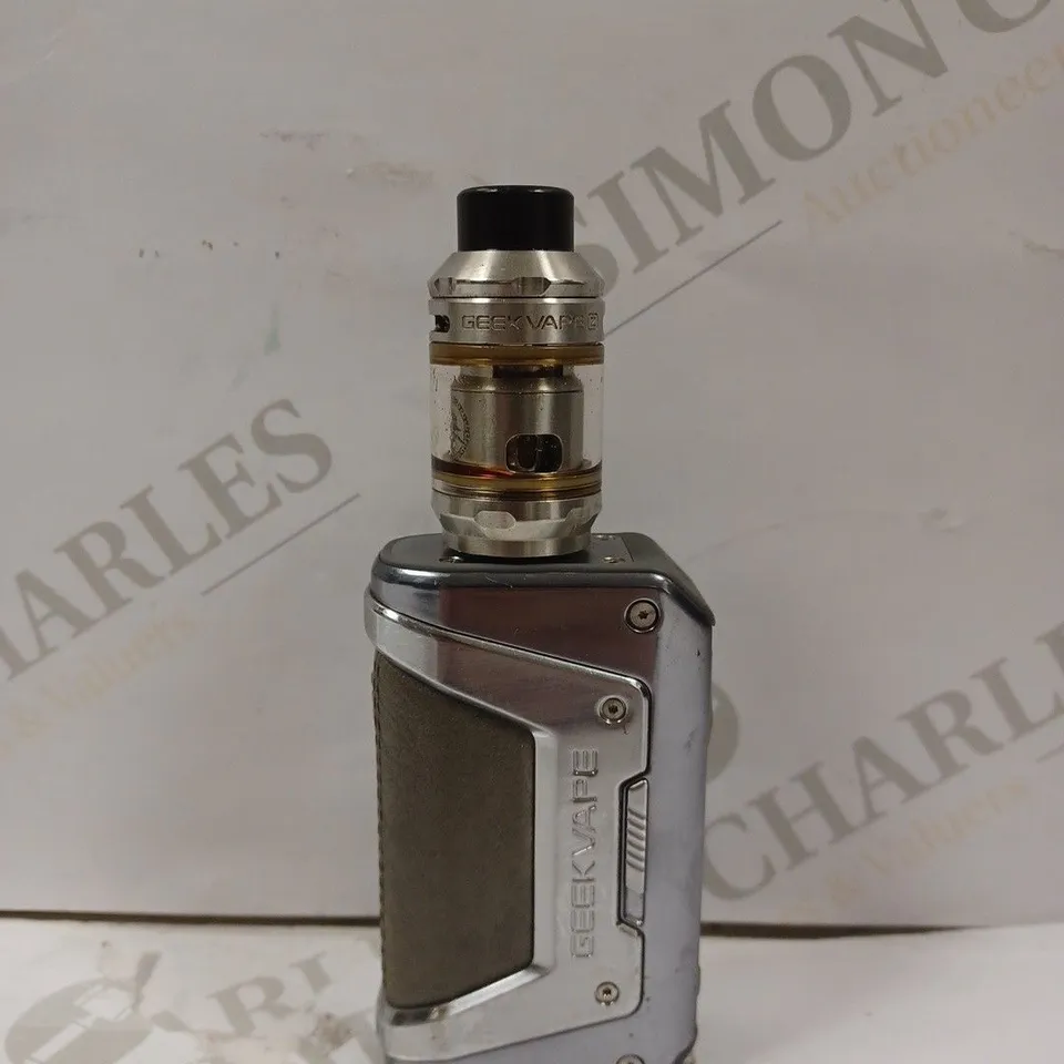 BOXED GEEK VAPE L200 200W - SILVER