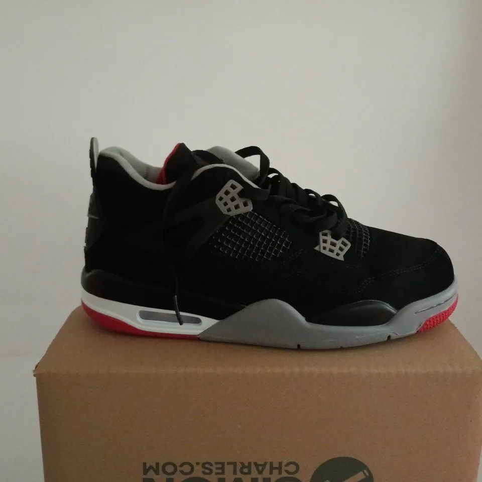 NIKE AIR BLACK/GREY/RED TRAINERS UK 8.5