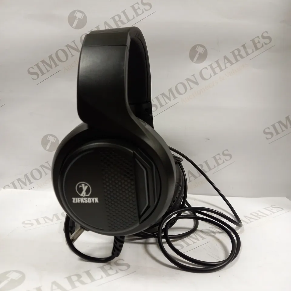 ZJFKSDYX C91MAXPRO GAMING KEYBOARD & MOUSE WITH HEADSET FOR N-SWITCH/XBOX ONE/PS4/PS3