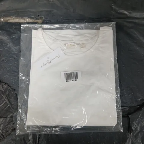 DANNII MINOGUE LACE DETAIL T-SHIRT PETITE IN WHITE