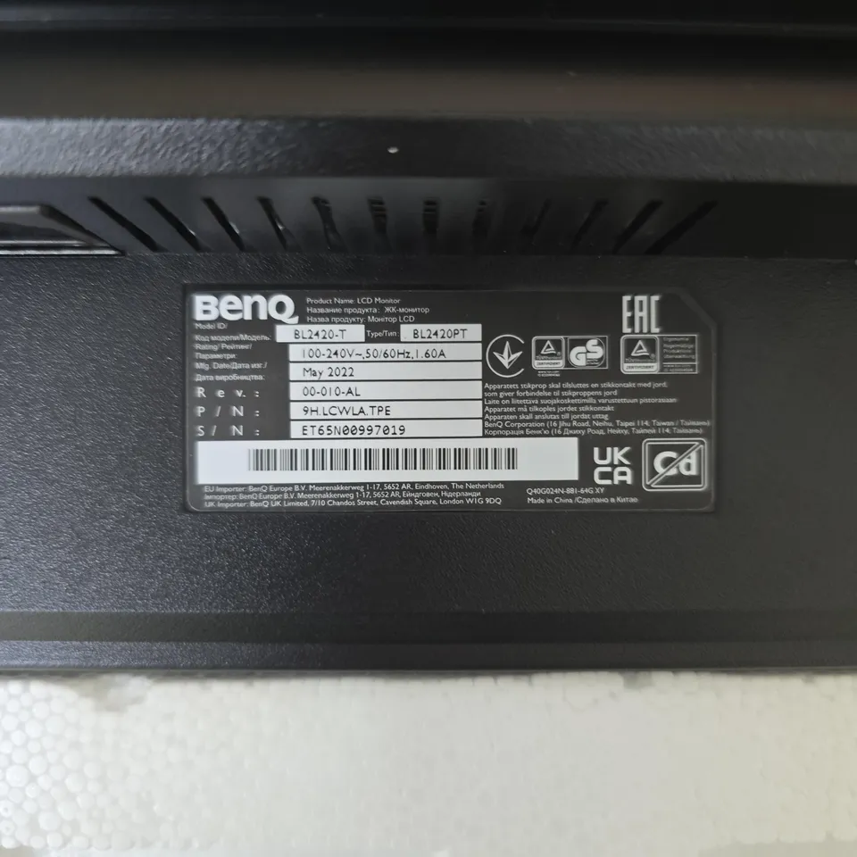 BENQ LCD MONITOR BL2420T – 24 INCH, OPEN BOX WITH FOAM PACKAGING