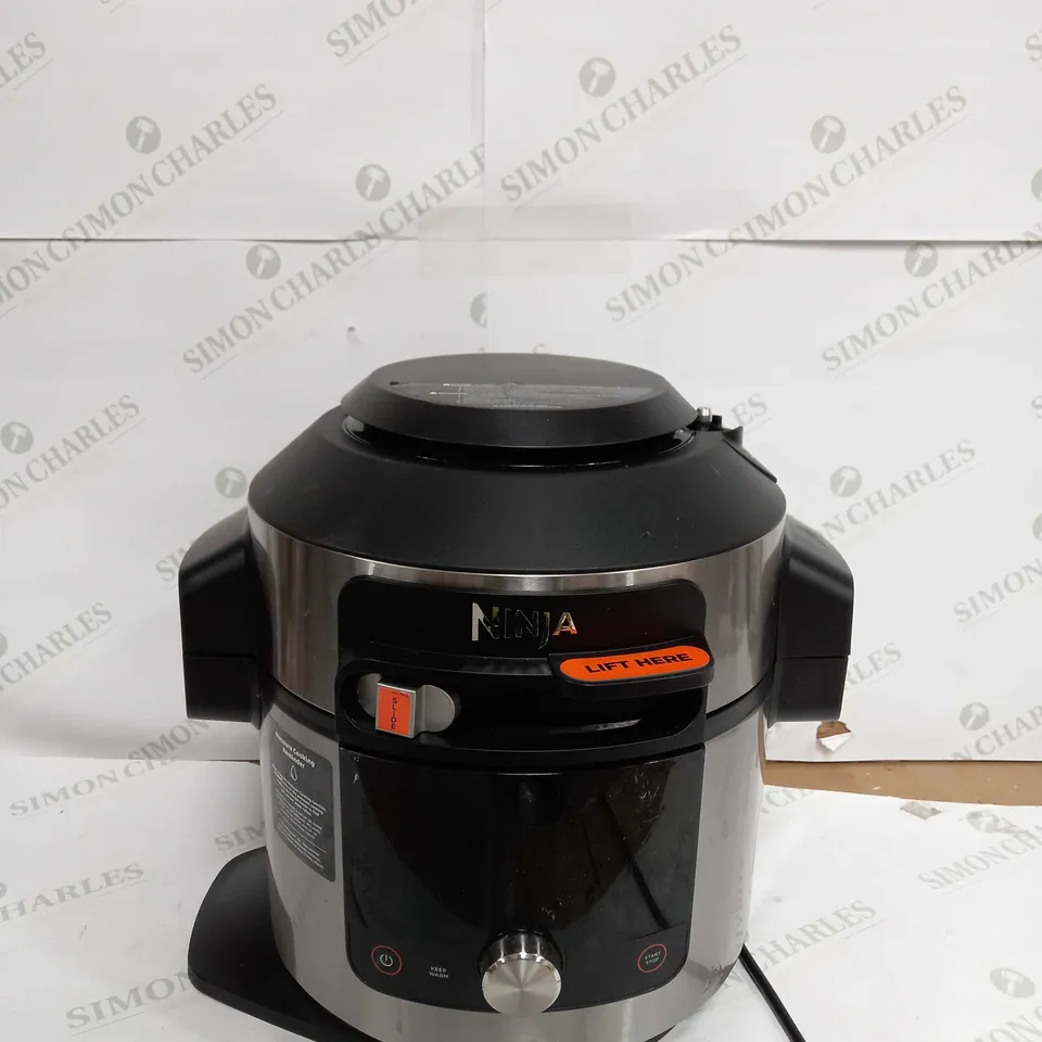 NINJA FOODI SMARTLID 7.5L MULTI COOKER & AIR FRYER