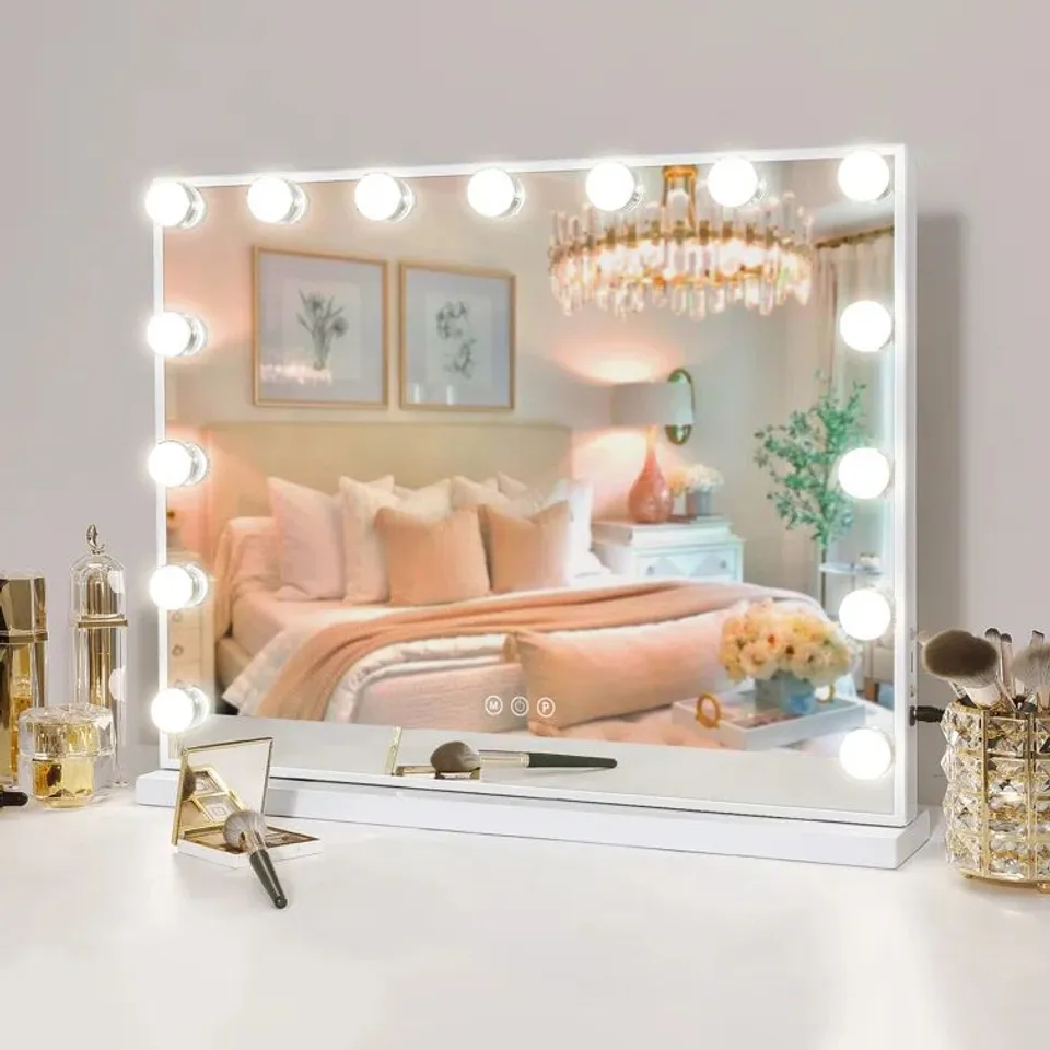 BOXED KEUNA RECTANGULAR LED  METAL MIRROR