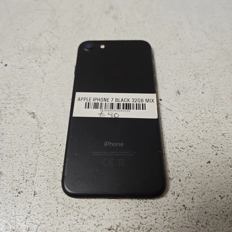 APPLE IPHONE 7 SMARTPHONE