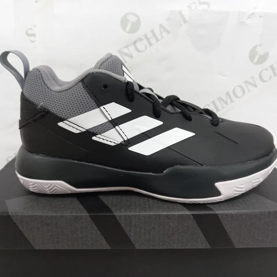 BOXED PAIR OF ADIDAS CROSS EM UP SELECT JUNIORS - UK 13 1/2 KIDS