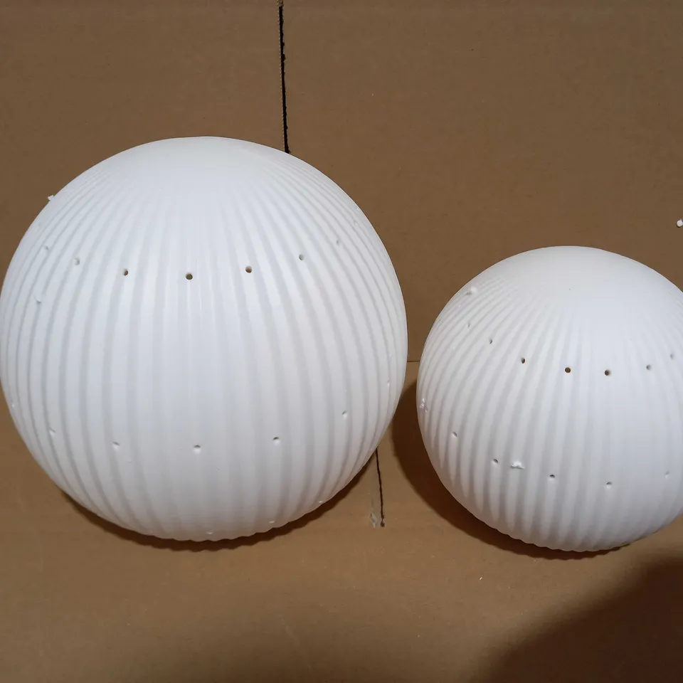 K BY KELLY HOPPEN SET OF CERAMIC LIGHT UP ORNAMENTS