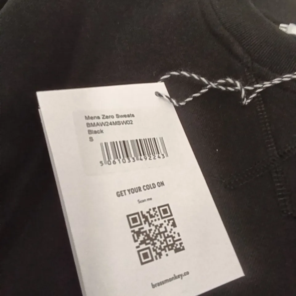 BLACK SWEATSHIRT – SIZE S (BRAND TAG ATTACHED) APPROXIMATELY 17