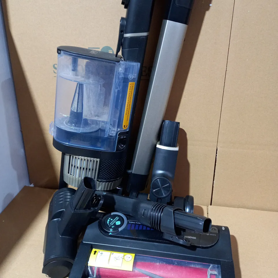 SHARK IZ400UKT VACUUM CLEANER 