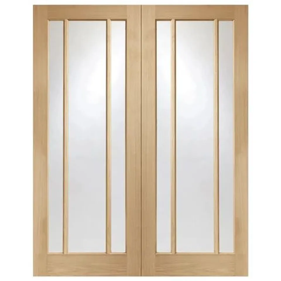 BOXED PAIR OF INTERNAL OAK WORCESTER DOORS WITH CLEAR GLASS, SIZE UNSPECIFIED 