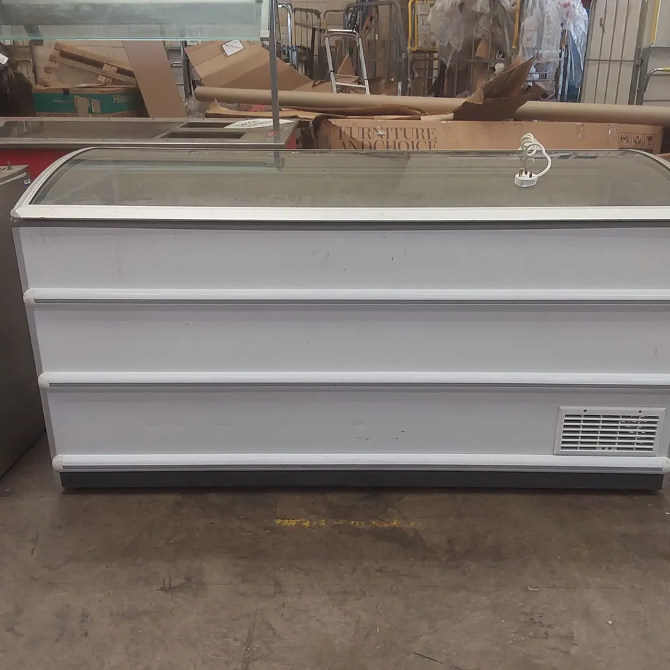 NOVUM 601L LUC COMMERCIAL CURVED GLASS LID FREEZER