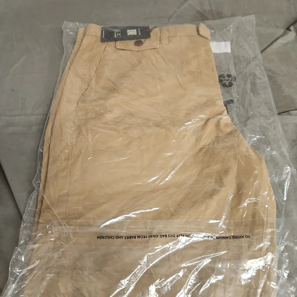 TED BAKER LONDON CHINO SHORTS – TAN, MEN'S, SIZE 36R