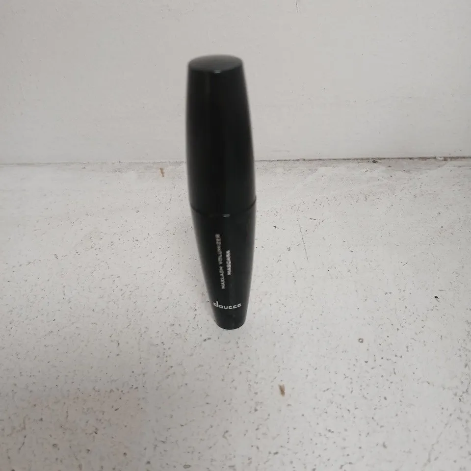 BOX OF APPROXIMATELY 480 DOUCCE MASCARA
