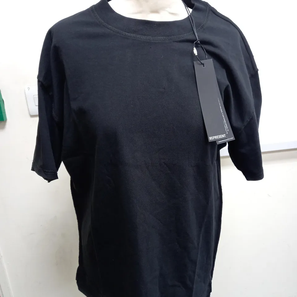 SMALL BLACK REPRESENT TEE 