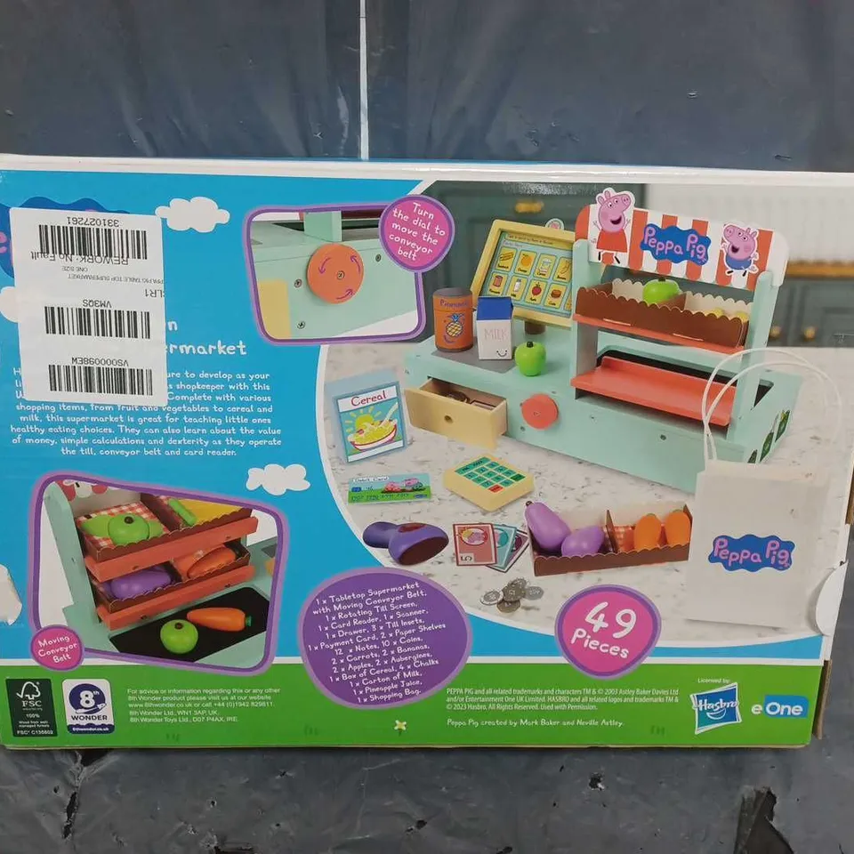 BOXED PEPPA PIG WOODEN TABLETOP SUPERMARKET