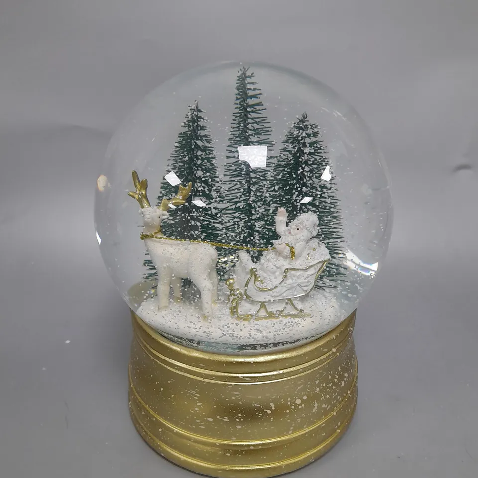 BOXED SANTA EXPRESS CHRISTMAS CHARACTER MUSICAL WATER SPINNER - SANTA