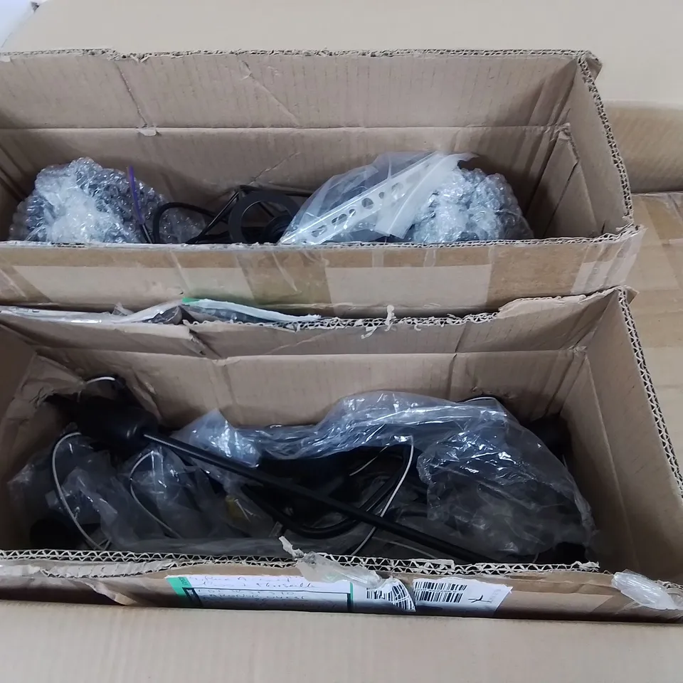 LOT OF 9 ASSORTED ITEMS TO INCLUDE BLACK METAL GEO CEILING LIGHTS
