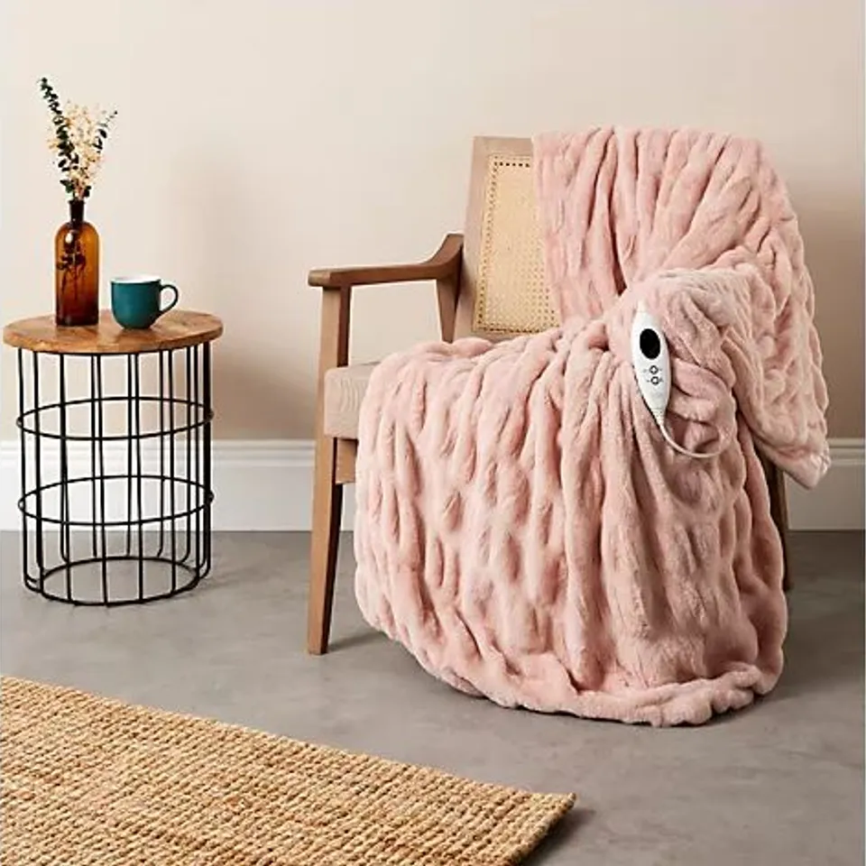 COZEE HOME LUXURY RUCHED FAUX FUR ABD VELVETSOFT HEATED THROW PINK