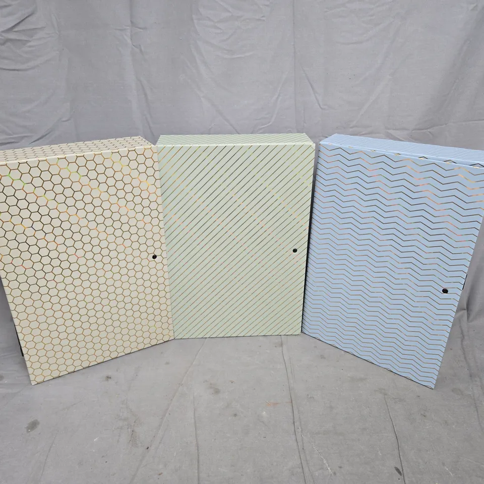 3 PATTERNED FOOLSCAP BOX FILES IN DIFFERENT COLOURS & PATTERNS
