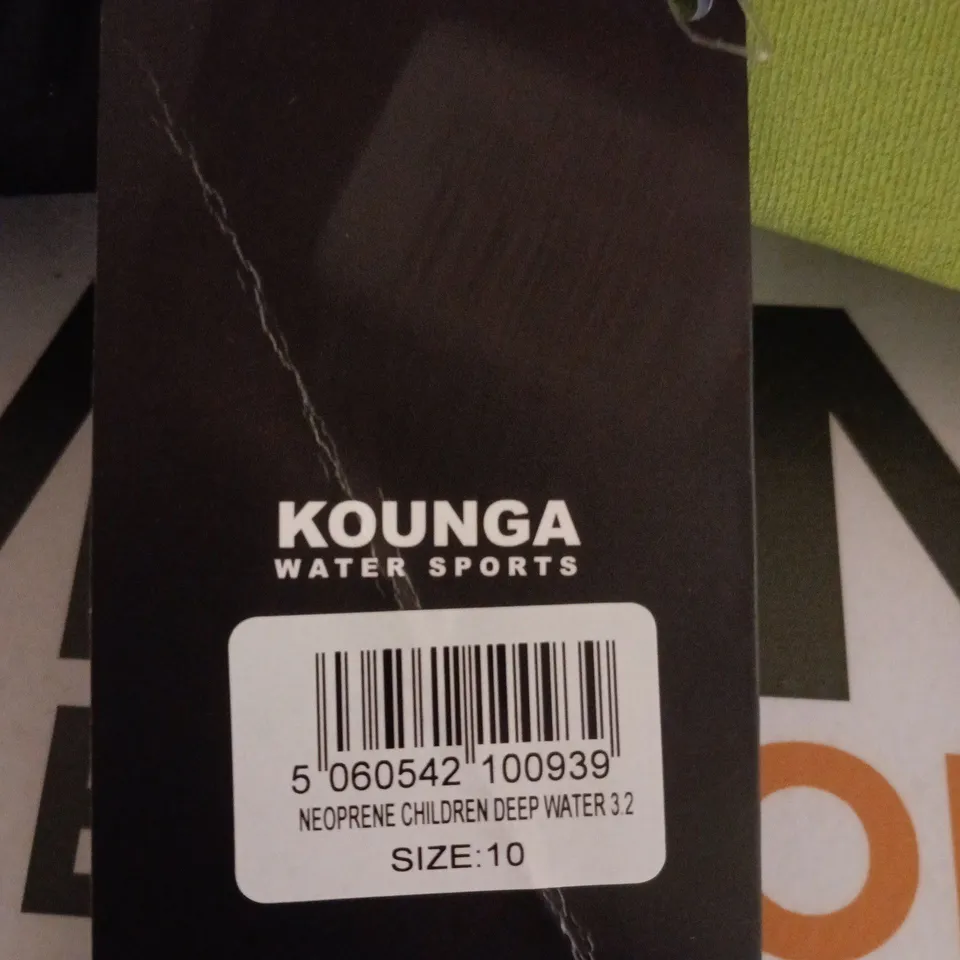 KOANGA WATER SPORTS NEOPRENE CHILDREN'S WETSUIT – DEEP WATER 3.2 MM, SIZE 10