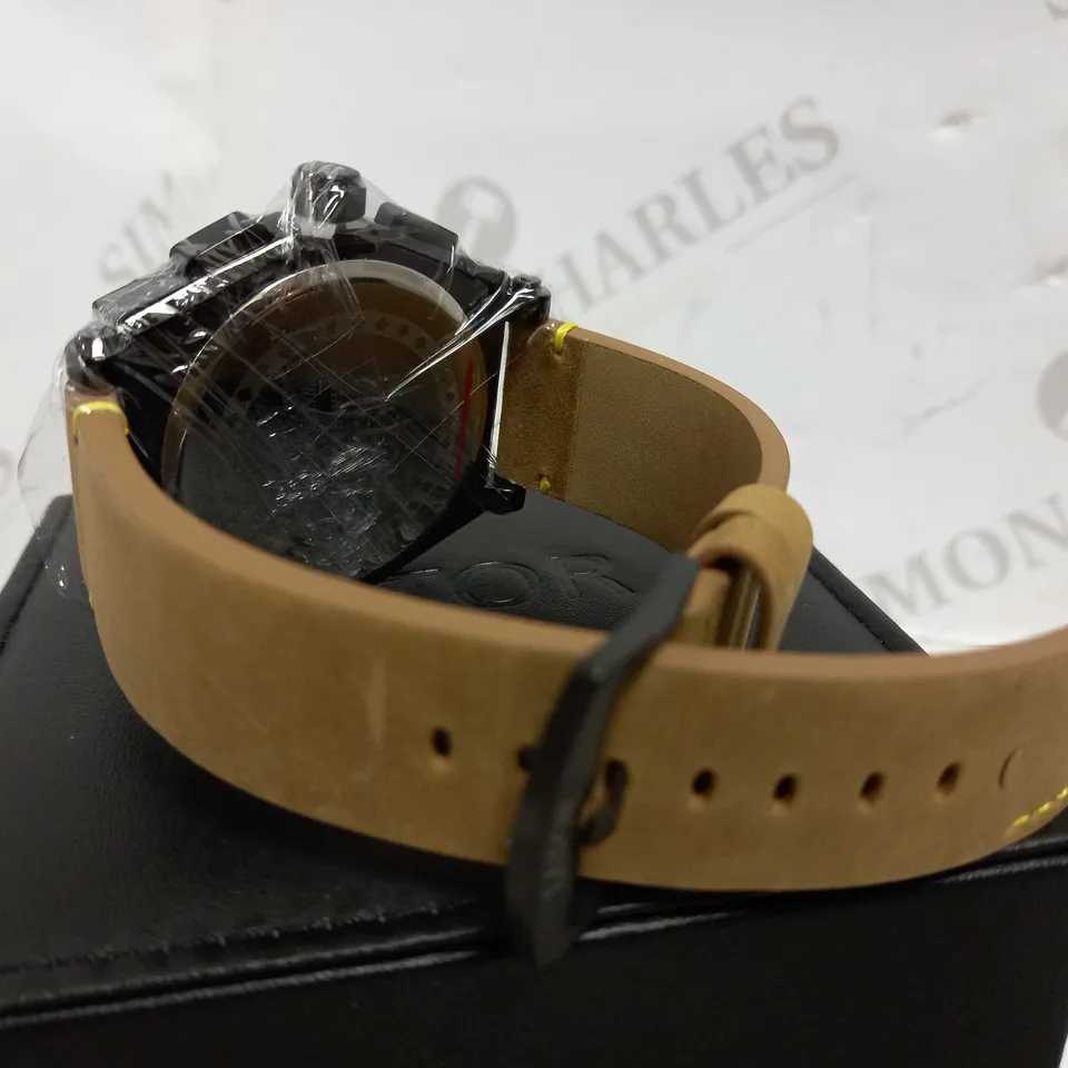 LATOR CALIBRE BLACK & YELLOW CHRONOGRAPH STYLE LEATHER STRAP WATCH RRP £635