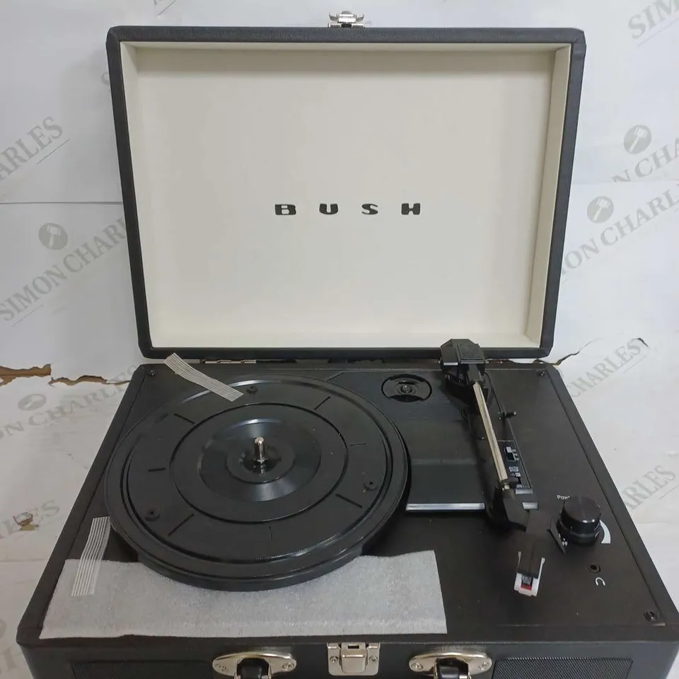 BOXED BUSH CLASSIC TURNTABLE BLACK 