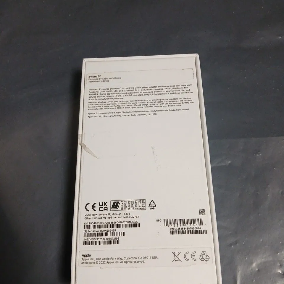 APPLE IPHONE SE  – BOXED