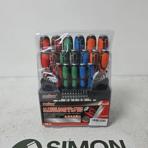 44-PIECE HAMMER-THRU SCREWDRIVER & BIT SET – MULTICOLOURED HANDLES