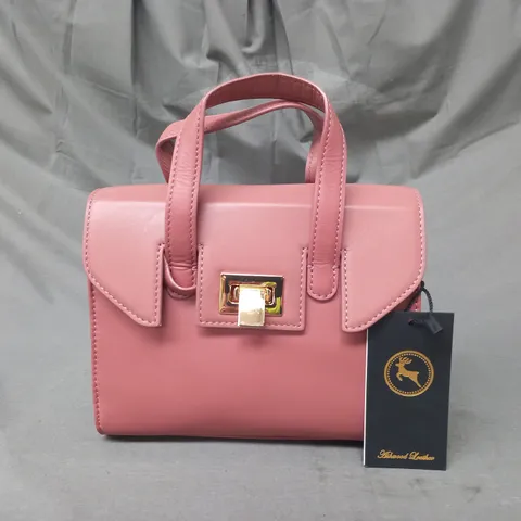 ASHWOOD LEATHER BAG IN SALMON