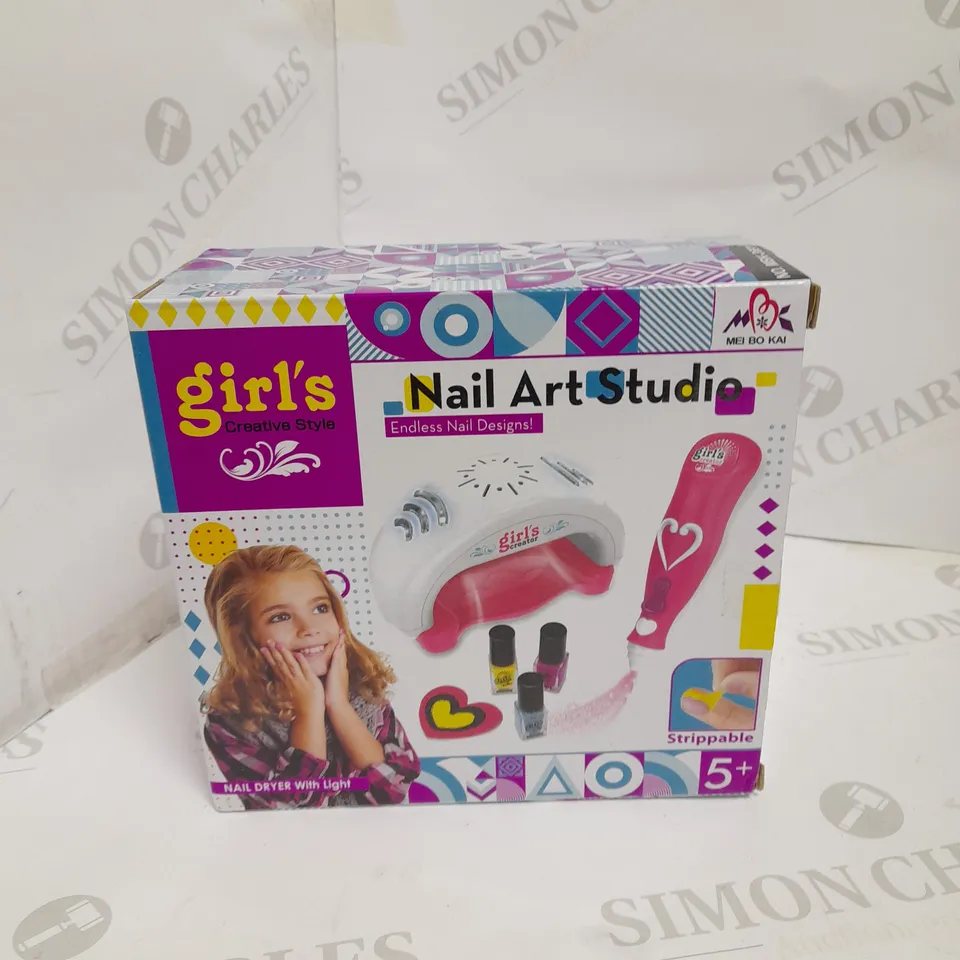 GIRLS CREATIVE STYLE NAIL ART STUDIO 