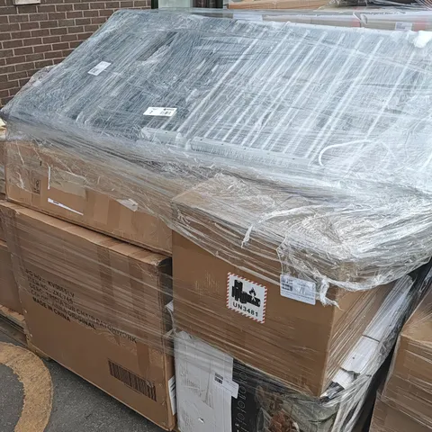 PALLET CONTAINING 8 ASSORTED ITEMS TO INCLUDE NINJA AND WEBB