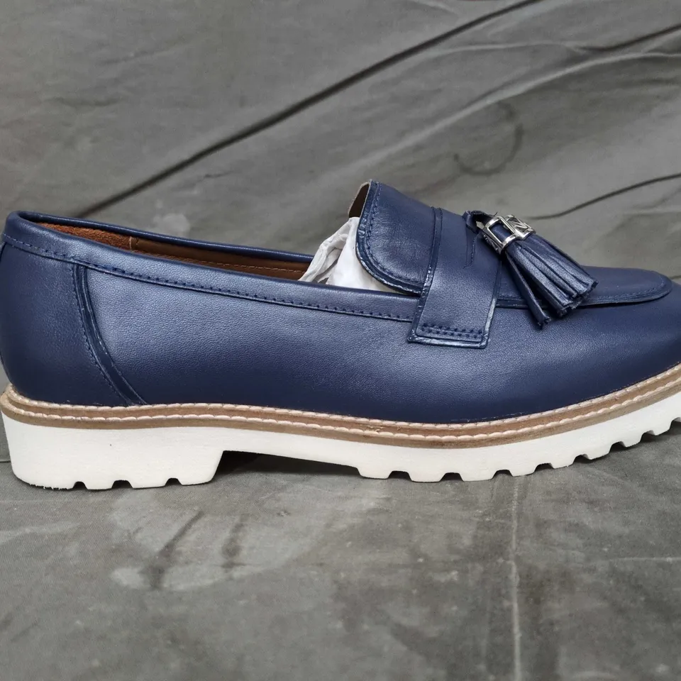 MODA IN PELLE NAVY TASSEL LOAFERS - SIZE 42