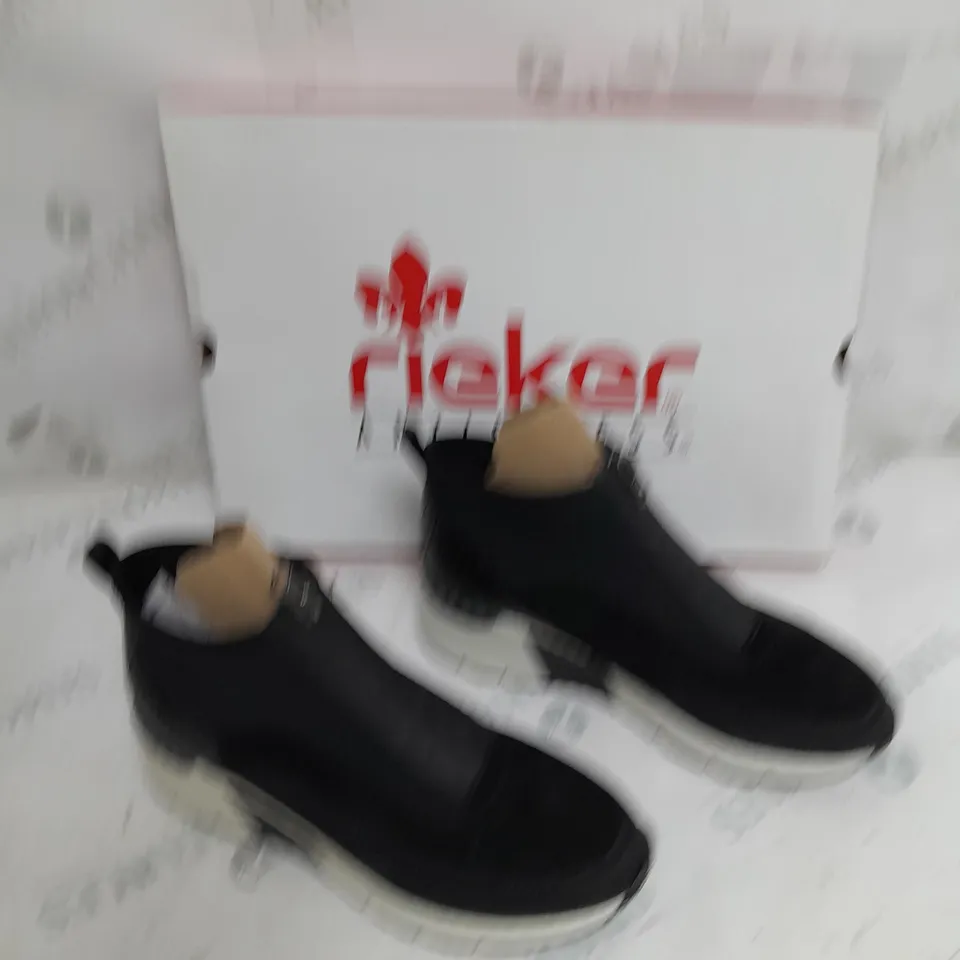 BOXED RIEKER HIGH TOP TRAINER BLACK SIZE 4