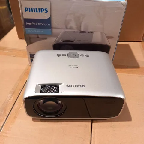 PHILIPS NEOPIX PRIME ONE (720P)	LED HD READY SHORT THROW PROJECTOR