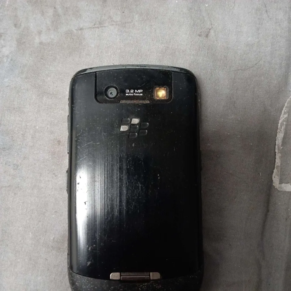 BLACKBERRY BOLD 9000 SMARTPHONE – BLACK 