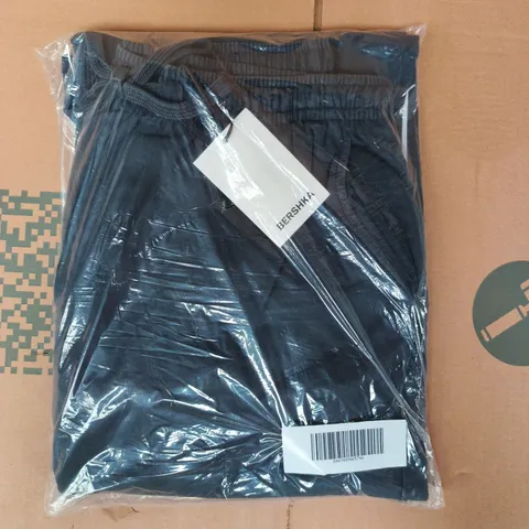 BAGGED BERSHKA SWEATPANTS IN CHARCOAL SIZE LARGE