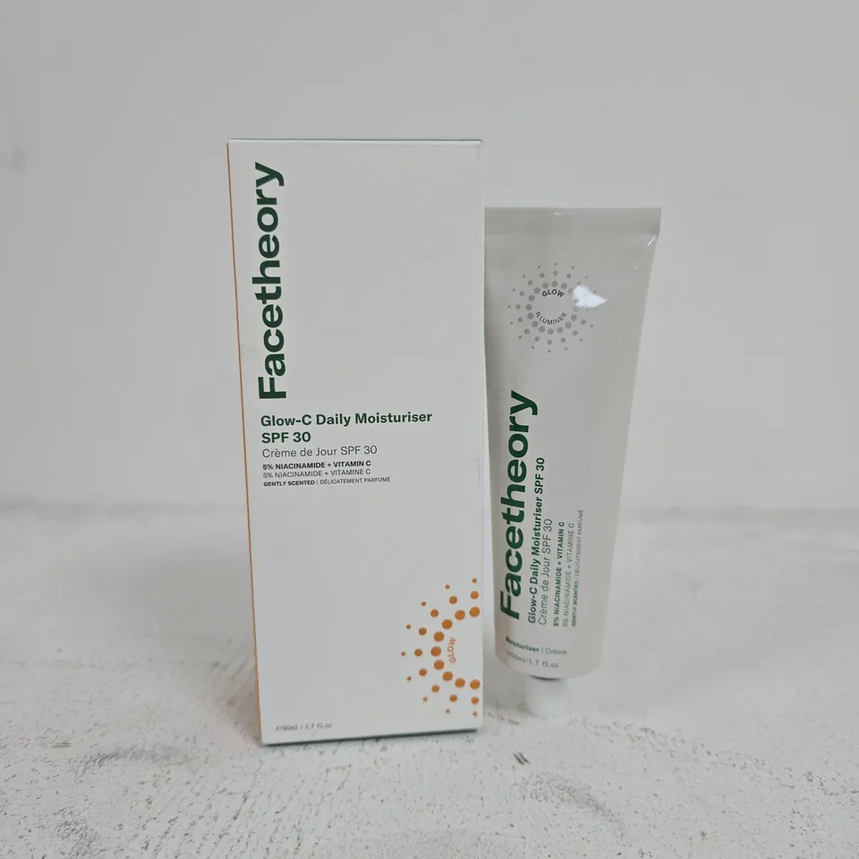 BOXED FACETHEORY GLOW-C DAILY MOISTURISER (50ML)