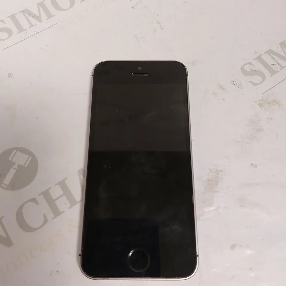 APPLE IPHONE SE (1ST GENERATION) A1723 